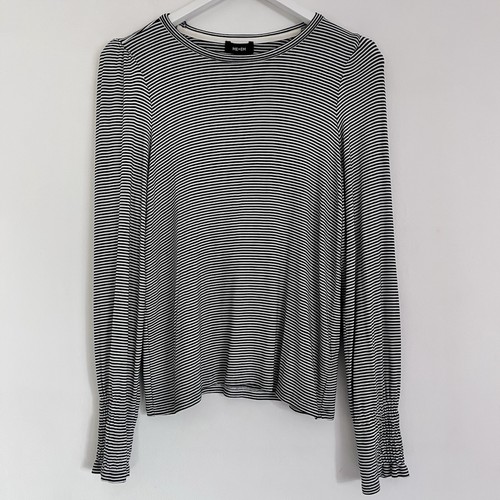 Striped long sleeve - sleeve, top