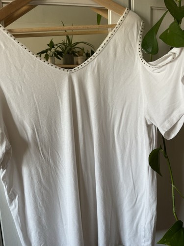 Uk20 white neck short - f&f,