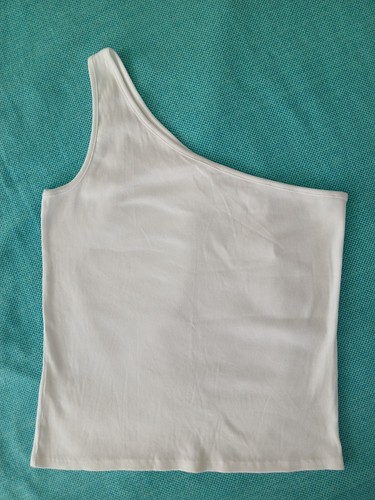 White vest size 18 ribbed - m&s,