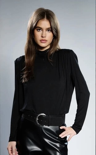 Runway 8 jersey shoulder - runway, 1.8.1.8